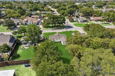 809 E Wall Street, Grapevine TX 76051 - Photo 5