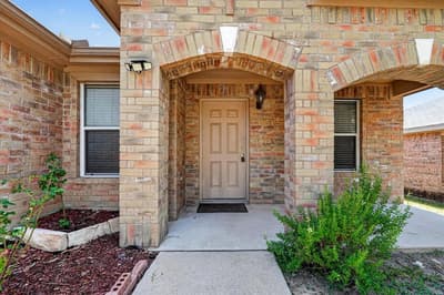 4008 Mantis Street, Fort Worth TX 76106 - Photo 3