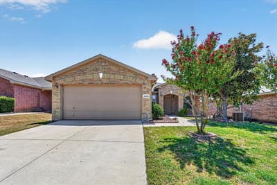 4008 Mantis Street, Fort Worth TX 76106