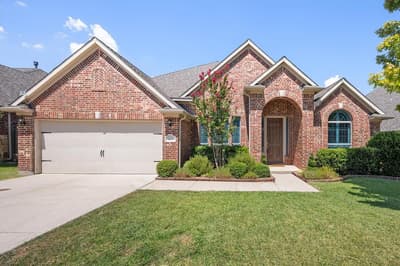 617 Newchester Drive, Roanoke TX 76262