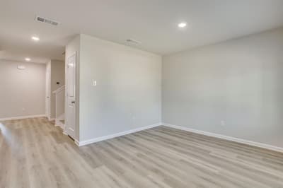 820 Sugartree Drive, Cleburne TX 76031 - Photo 4