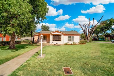 3100 Lakeland Street, Fort Worth TX 76111 - Photo 2