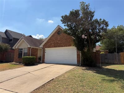 6008 Glenwood Drive, Arlington TX 76017 - Photo 3
