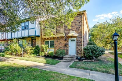 356 Westview Terrace, Arlington TX 76013 - Photo 2