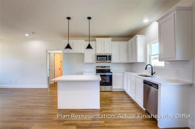 205 E Laura Avenue, Quinlan TX 75474 - Photo 5