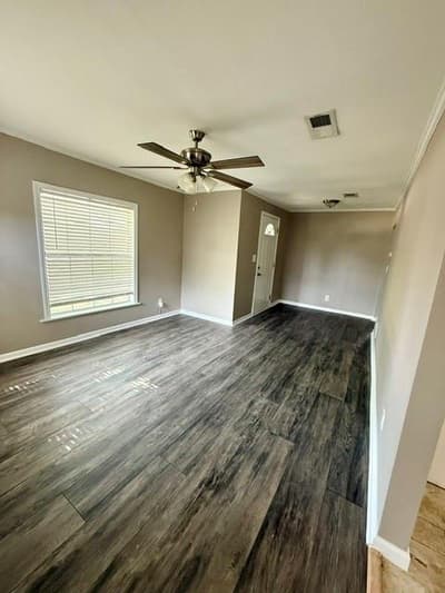 415 E Avenue G, Midlothian TX 76065 - Photo 2