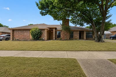 724 Lemons Street, Cedar Hill TX 75104
