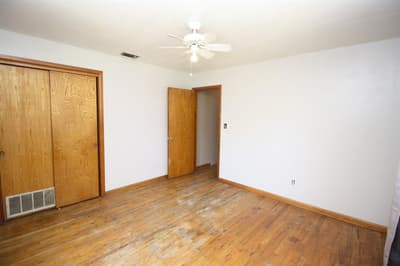 306 S Austin Street, Wolfe City TX 75496 - Photo 2