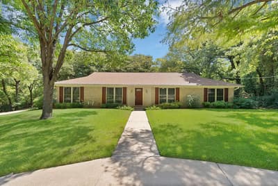 451 Cooks Lane, Fort Worth TX 76120