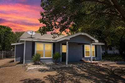 2605 Howard Road, Waxahachie TX 75165