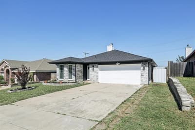 767 Deauville Circle E, Fort Worth TX 76108 - Photo 2