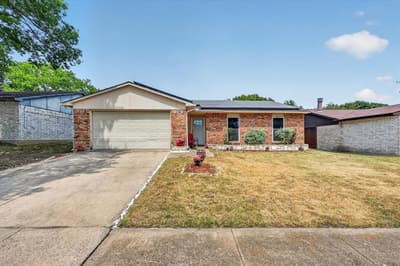 7131 Nutmeg Lane, Dallas TX 75249 - Photo 2