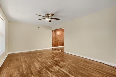 1811 W College Street, Sherman TX 75092 - Photo 2