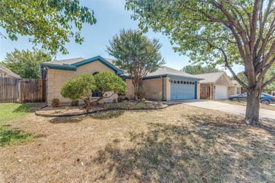 8104 Berkshire Drive, Fort Worth TX 76137