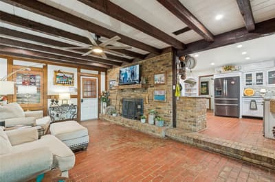 719 S Houston Street, Edgewood TX 75117 - Photo 4