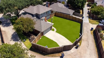 10231 Castle Drive, Frisco TX 75035 - Photo 2