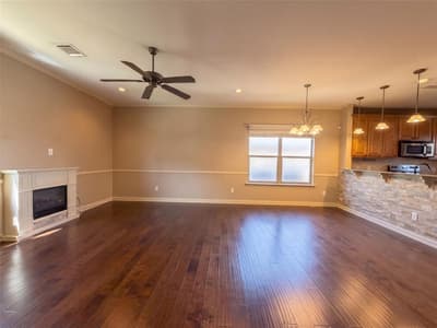 5107 Chesterfield Place, Arlington TX 76017 - Photo 3