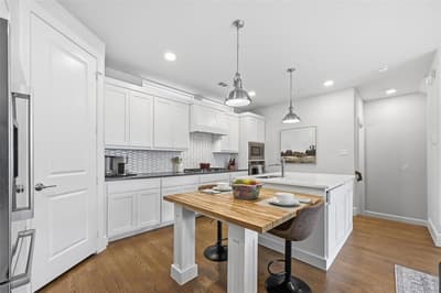 1900 Caddo Street # 2, Dallas TX 75204