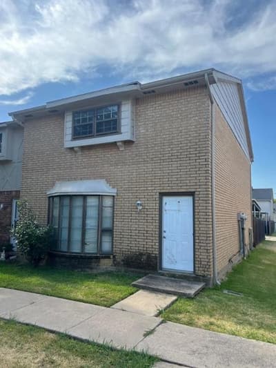 99 W Mountain Creek Drive # 14, Grand Prairie TX 75052