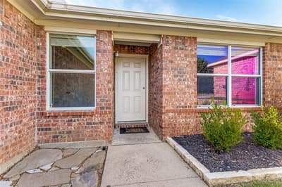 3804 Jade Street, Fort Worth TX 76244 - Photo 2