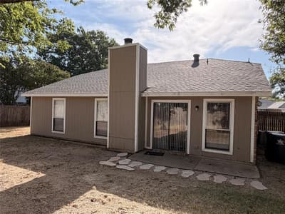6206 Fernwood Drive, Arlington TX 76001 - Photo 5