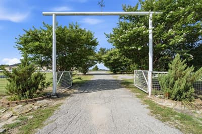 748 Rocky Ridge Lane, Weatherford TX 76085