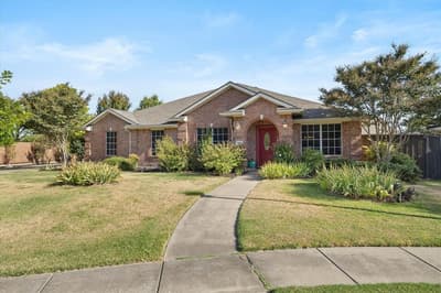 7005 Travelers Crossing, Rowlett TX 75089