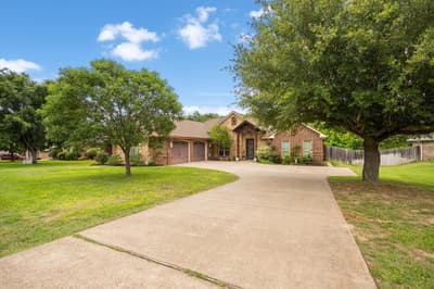 249 Heritage Court, Lindale TX 75771 - Photo 2