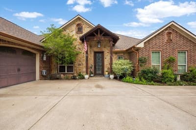 249 Heritage Court, Lindale TX 75771