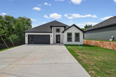 2712 Steepleridge Circle, Granbury TX 76048