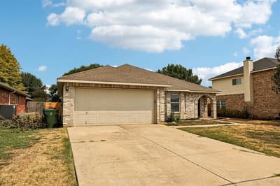 324 Marshall Creek Road, Roanoke TX 76262 - Photo 2