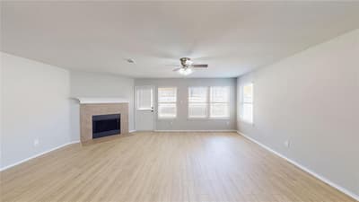 5112 Glen Eden Drive, Fort Worth TX 76119 - Photo 5
