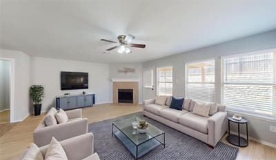 5112 Glen Eden Drive, Fort Worth TX 76119 - Photo 4