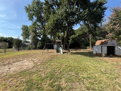 732 Dunaway Lane, Azle TX 76020 - Photo 4