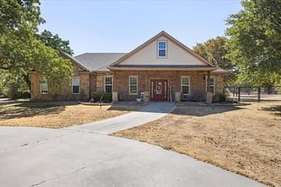 190 Lone Oak, Mineral Wells TX 76067 - Photo 3