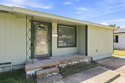 117 Leslie Street, Bonham TX 75418 - Photo 2