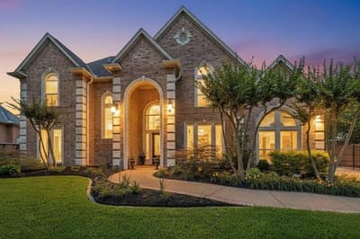 215 Bent Creek Court, Southlake TX 76092