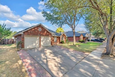 7449 Bear Lake Drive, Fort Worth TX 76137 - Photo 3