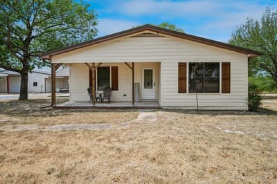 1501 Andy Thomas Road, Whitewright TX 75491 - Photo 2