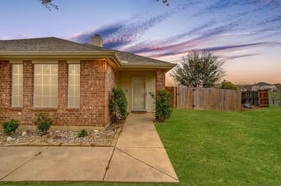 14252 Polo Ranch Street, Fort Worth TX 76052 - Photo 2