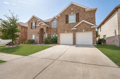 200 Ravenel Street, Glenn Heights TX 75154 - Photo 2