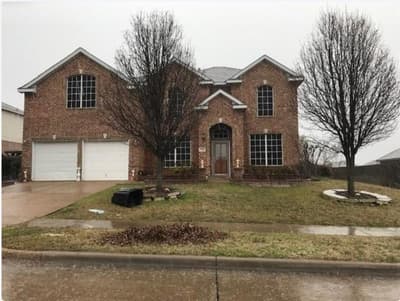 720 Candle Meadow Boulevard, DeSoto TX 75115
