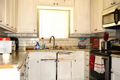 9040 Avalon Drive, Shreveport LA 71118 - Photo 2