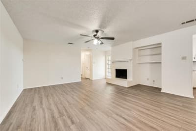 217 Silver Creek Drive, Duncanville TX 75137 - Photo 5