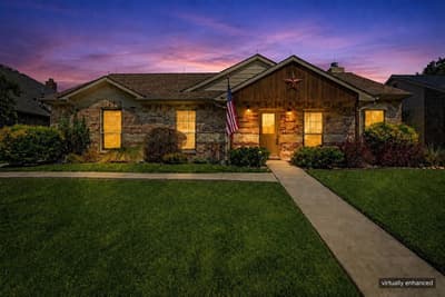 8825 Davis Street, Rowlett TX 75088