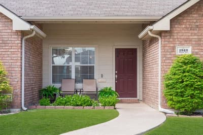 1513 Snow Trail, Lewisville TX 75077 - Photo 2