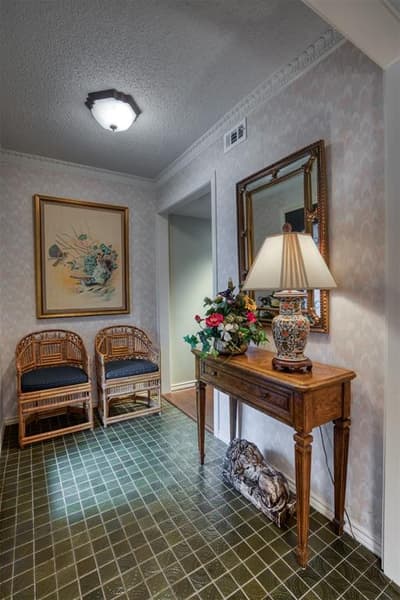 6837 Anglebluff Circle, Dallas TX 75248 - Photo 2