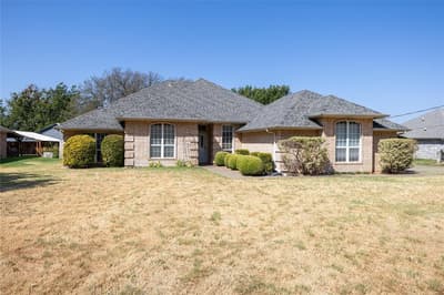 3904 Santa Cruz Street, Granbury TX 76049