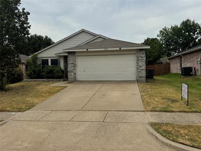 2720 Cedar Crest Drive, Little Elm TX 75068 - Photo 2