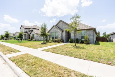 1557 Addison Drive, Lancaster TX 75134 - Photo 4